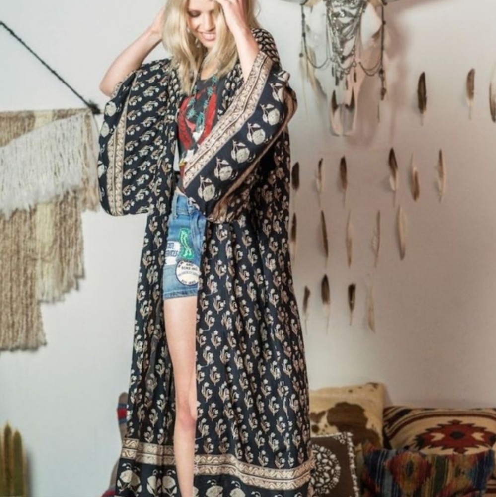 Spell Bohemian Royale Kimono